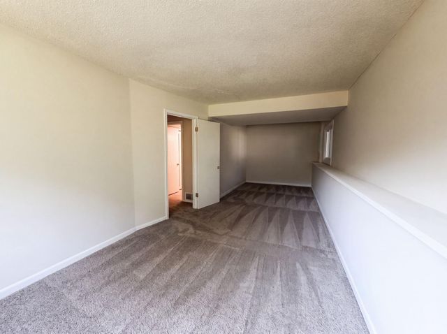 16066 Foliage Avenue W, Rosemount, MN 55068