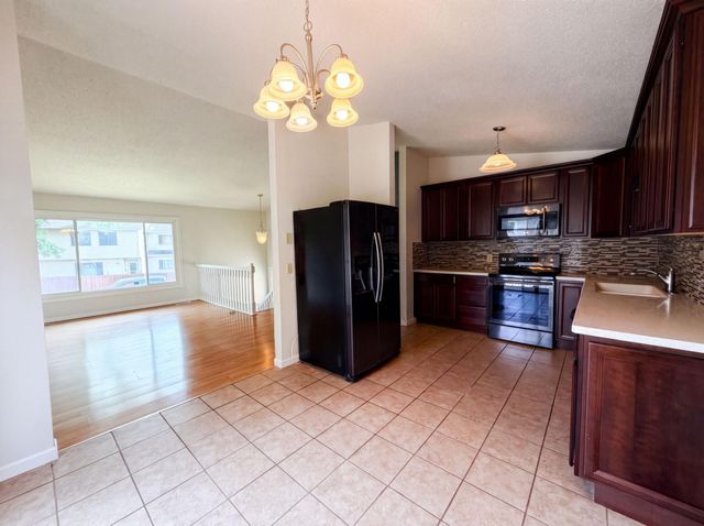 16066 Foliage Avenue W, Rosemount, MN 55068