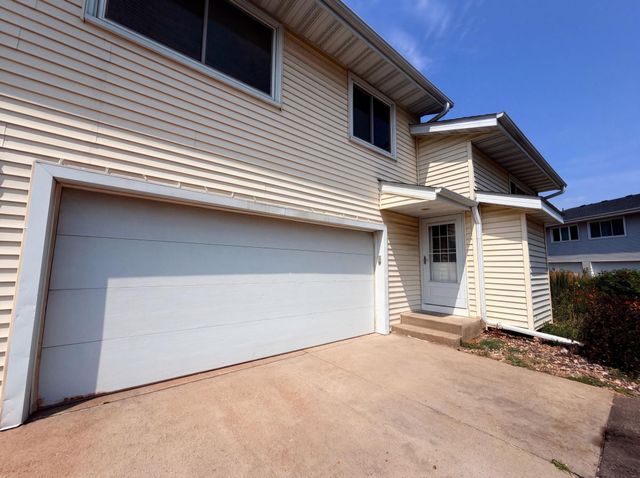 16066 Foliage Avenue W, Rosemount, MN 55068