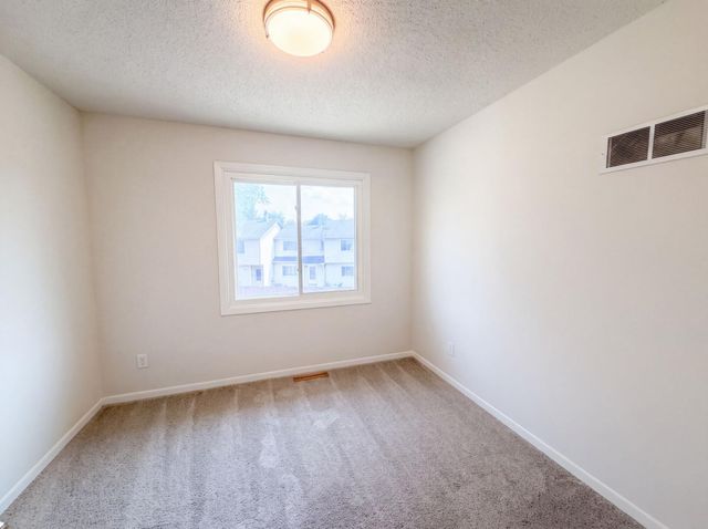 16066 Foliage Avenue W, Rosemount, MN 55068