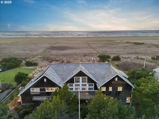 4650 S FAIRWAY Dr, Gearhart, OR 97138