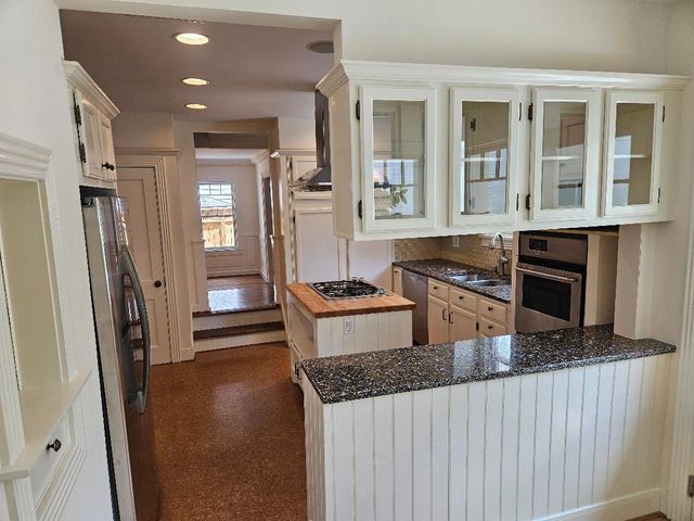 2709 Albans Road, West University Place, TX 77005