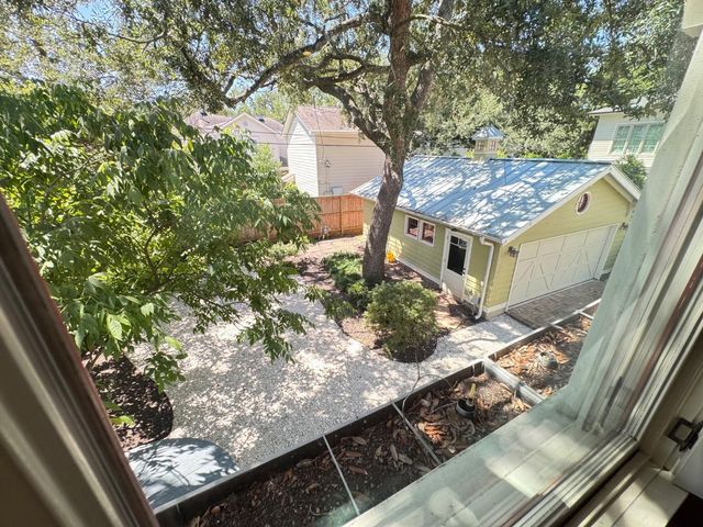 2709 Albans Road, West University Place, TX 77005