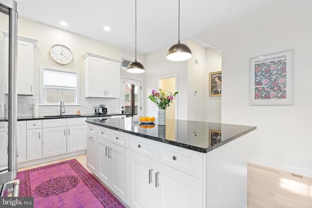113 THORNTON LN, Newtown, PA 18940