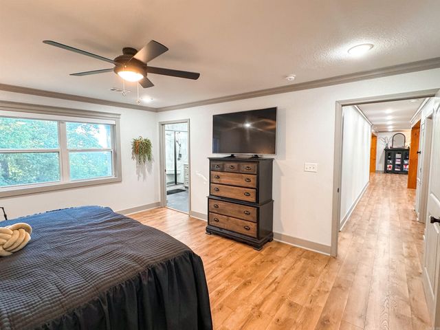 3192 W Country Club Road, Searcy, AR 72143