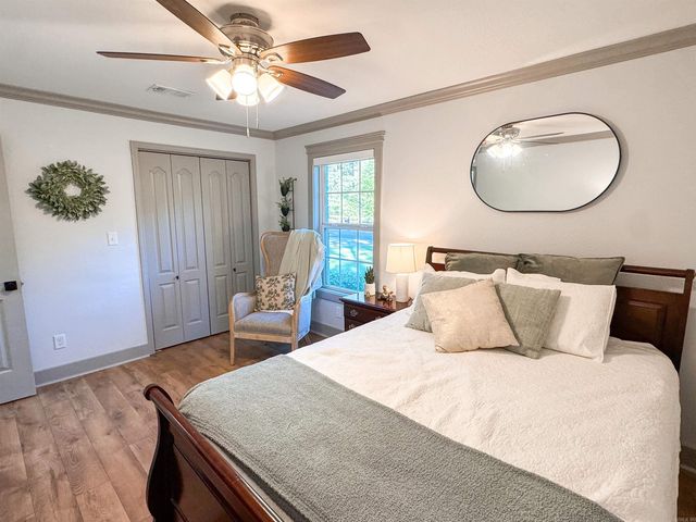 3192 W Country Club Road, Searcy, AR 72143