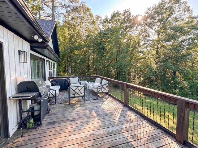 3192 W Country Club Road, Searcy, AR 72143