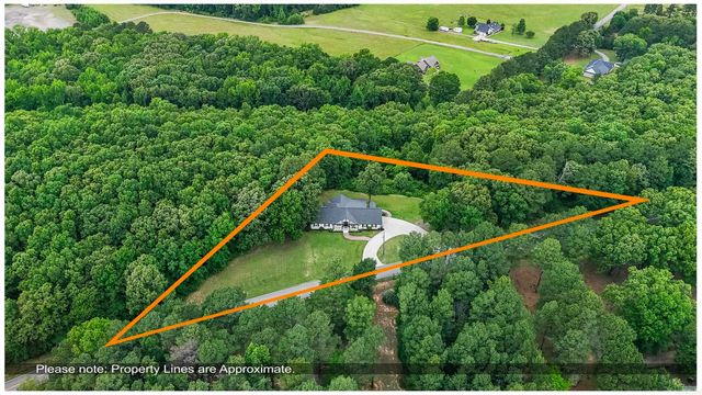 3192 W Country Club Road, Searcy, AR 72143