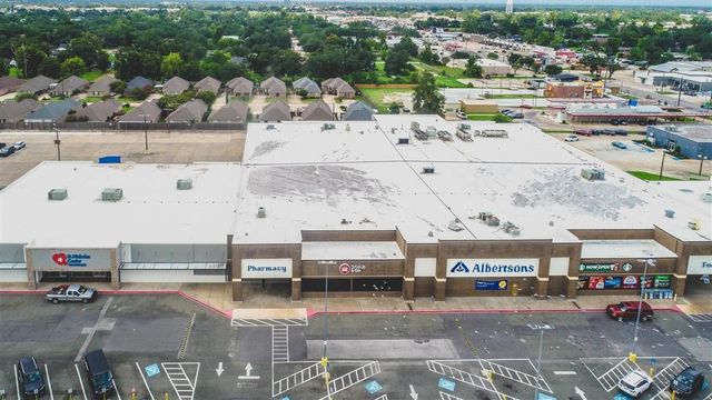 4058 Ryan Street 200, Lake Charles, LA 70605