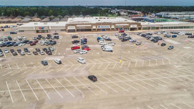 4058 Ryan Street 200, Lake Charles, LA 70605