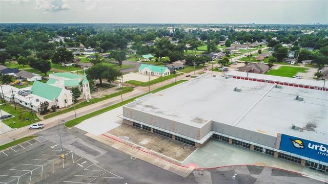 4058 Ryan Street 200, Lake Charles, LA 70605