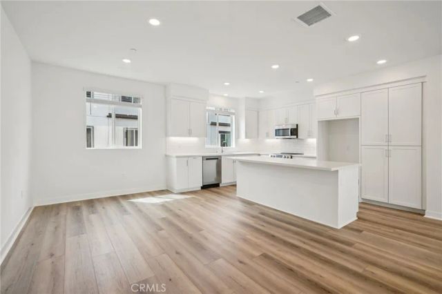 1681 Coral Sea Lane, San Pedro, CA 90731