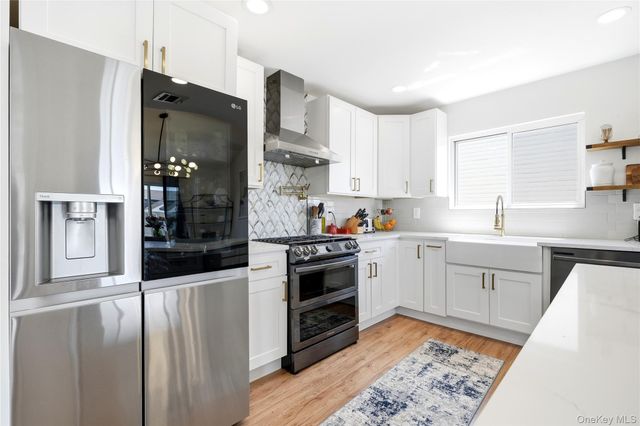2569 Seminole Avenue, Seaford, NY 11783
