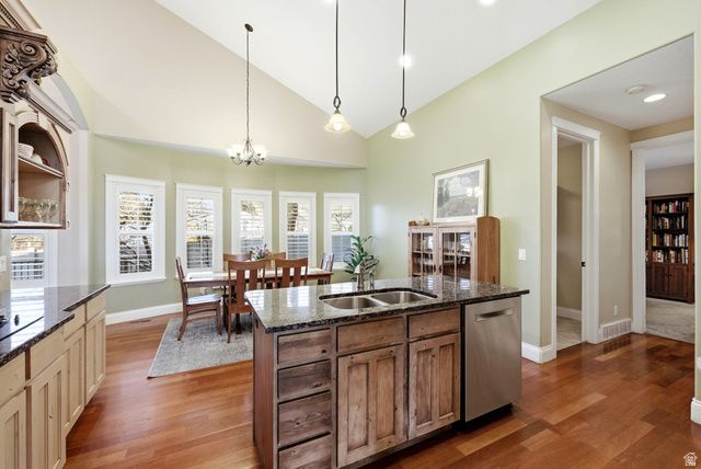 495 E 475 S, Centerville, UT 84014