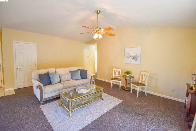 14717 Deon Dr, Sonora, CA 95370