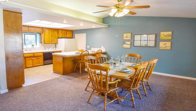 14717 Deon Dr, Sonora, CA 95370