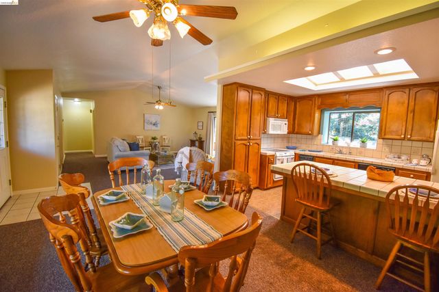 14717 Deon Dr, Sonora, CA 95370