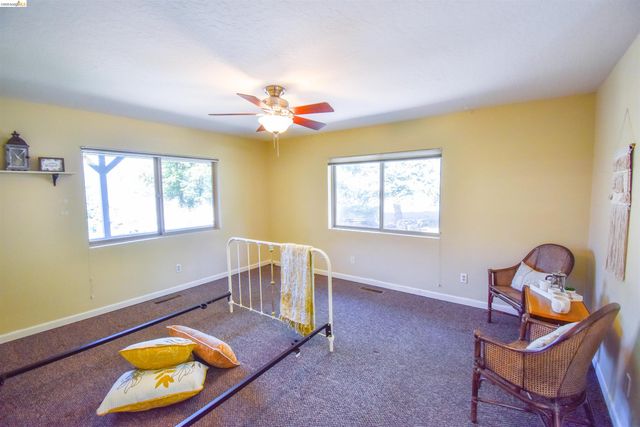 14717 Deon Dr, Sonora, CA 95370