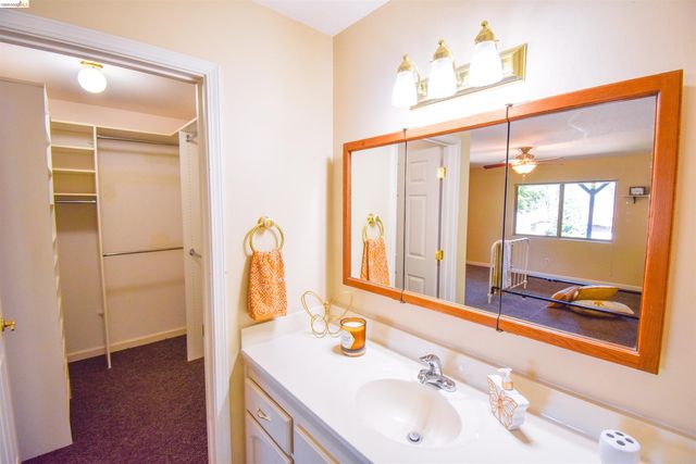 14717 Deon Dr, Sonora, CA 95370