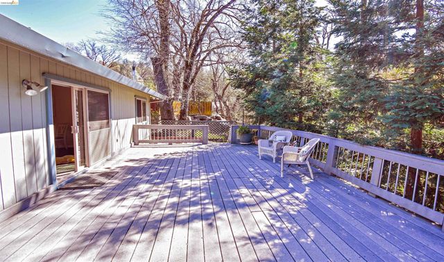 14717 Deon Dr, Sonora, CA 95370