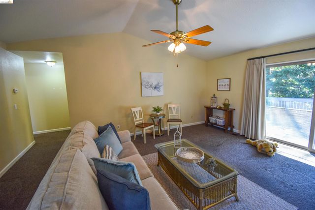 14717 Deon Dr, Sonora, CA 95370