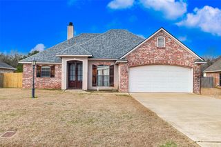 9886 Freedoms Way, Keithville, LA 71047