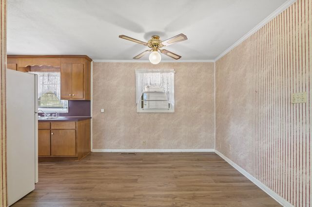 1623 Sherwood Dr., Conway, SC 29526