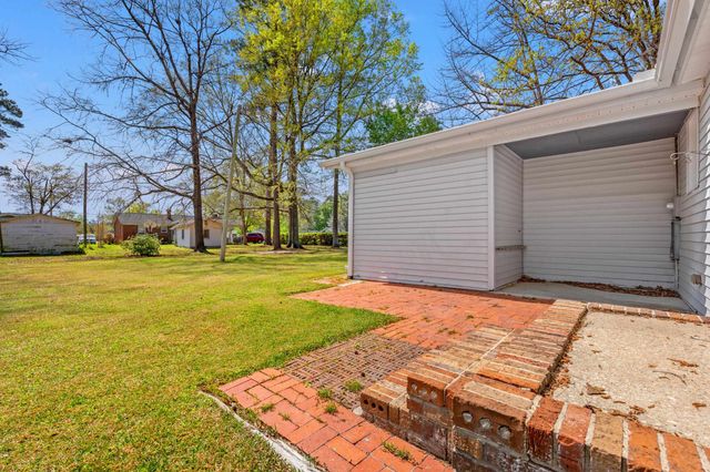 1623 Sherwood Dr., Conway, SC 29526