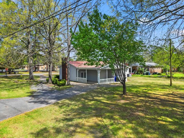 1623 Sherwood Dr., Conway, SC 29526