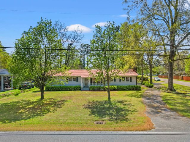 1623 Sherwood Dr., Conway, SC 29526