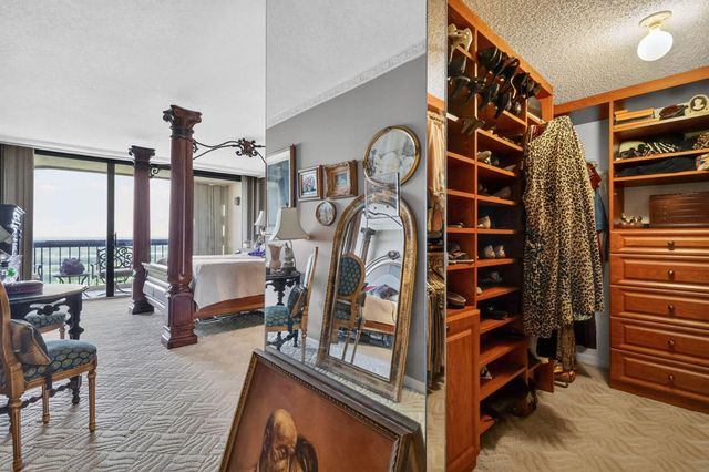 1900 Consulate Place 1705, West Palm Beach, FL 33401
