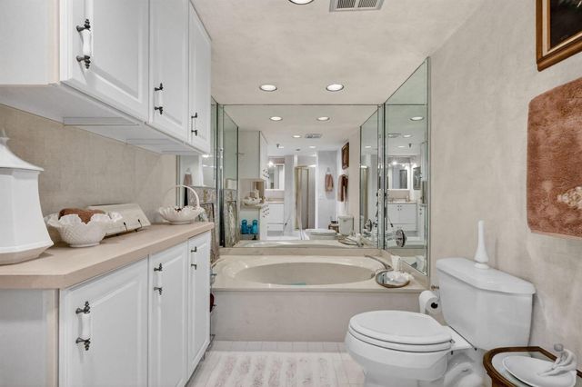 1900 Consulate Place 1705, West Palm Beach, FL 33401