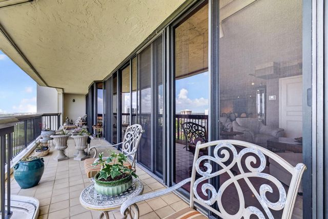 1900 Consulate Place 1705, West Palm Beach, FL 33401