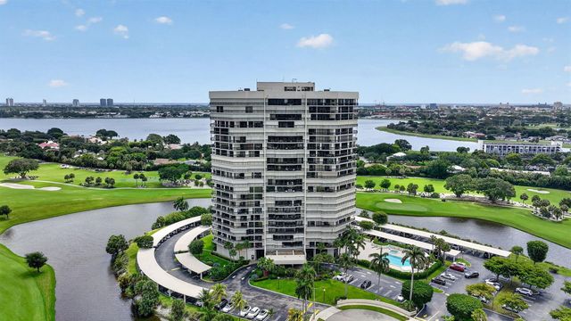 1900 Consulate Place 1705, West Palm Beach, FL 33401