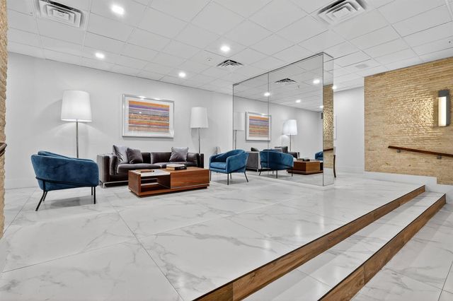 1900 Consulate Place 1705, West Palm Beach, FL 33401