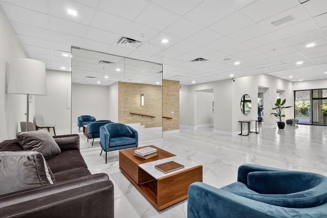 1900 Consulate Place 1705, West Palm Beach, FL 33401