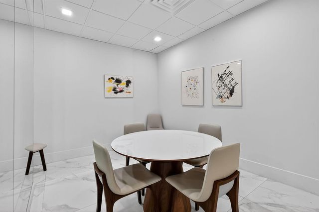 1900 Consulate Place 1705, West Palm Beach, FL 33401