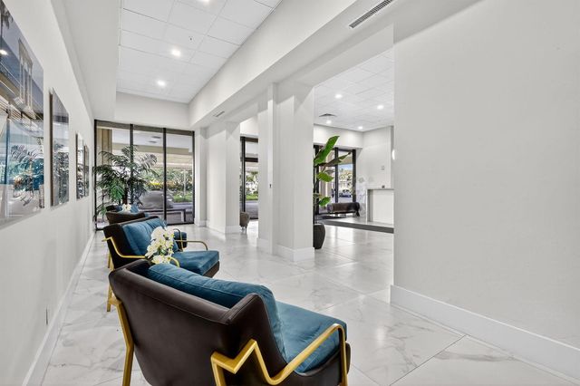 1900 Consulate Place 1705, West Palm Beach, FL 33401