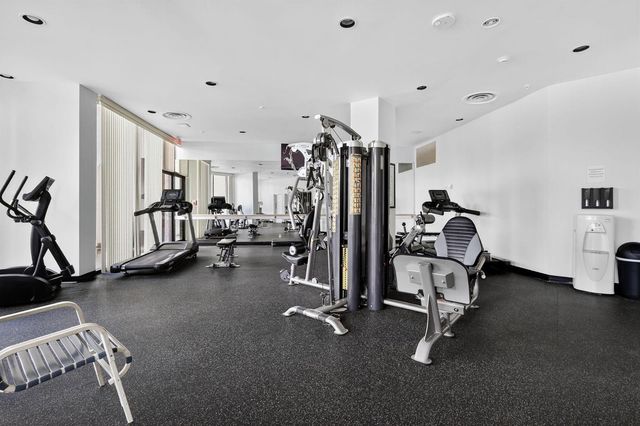 1900 Consulate Place 1705, West Palm Beach, FL 33401