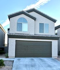 473 S SUNRISE Drive, Gilbert, AZ 85233
