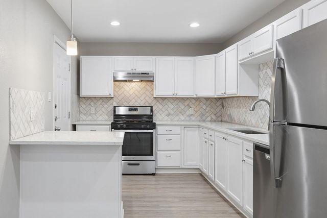 2308 Devonshire DR A, Austin, TX 78723