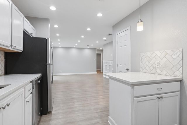 2308 Devonshire DR A, Austin, TX 78723