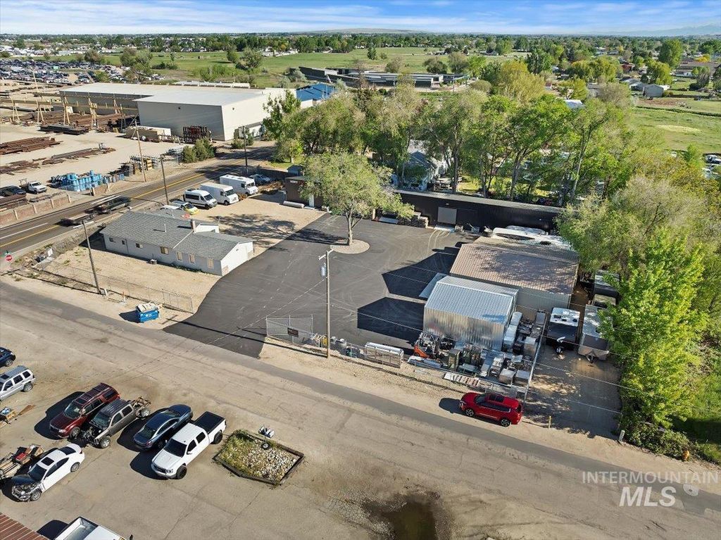 97 N Kings, Nampa, ID 83687