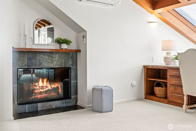 710 42nd Avenue NW, Gig Harbor, WA 98335