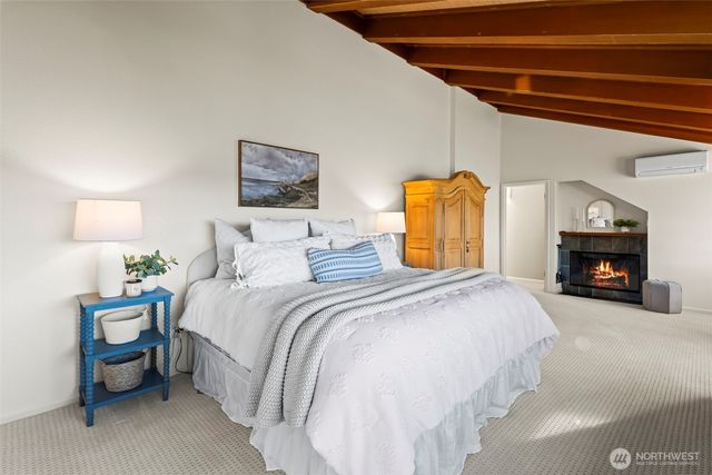 710 42nd Avenue NW, Gig Harbor, WA 98335