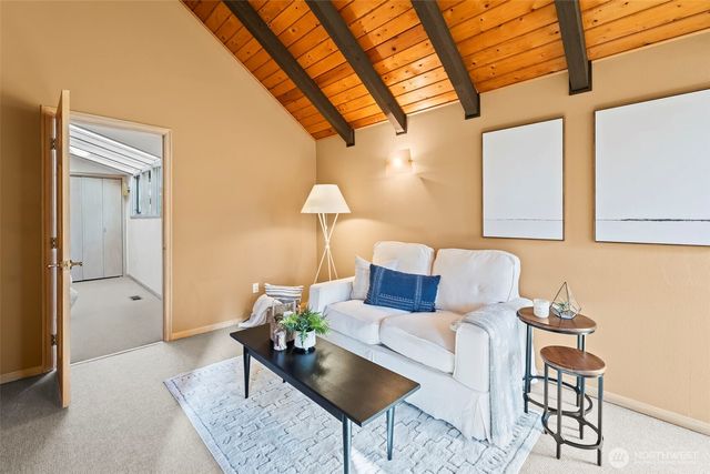 710 42nd Avenue NW, Gig Harbor, WA 98335