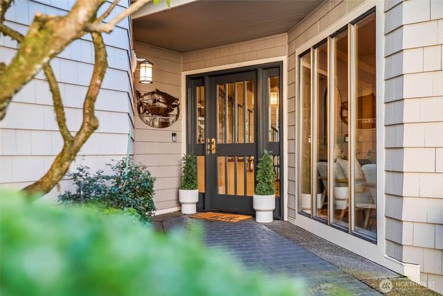 710 42nd Avenue NW, Gig Harbor, WA 98335