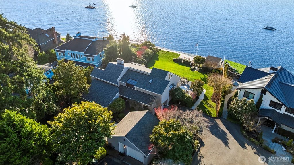 710 42nd Avenue NW, Gig Harbor, WA 98335