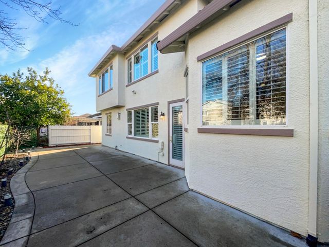 10921 Pelara Ct, Rancho Cordova, CA 95670