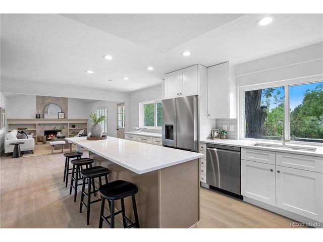 8624 E Mineral Cir, Centennial, CO 80112